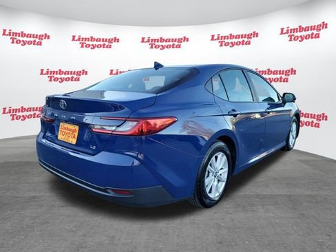 Used 2025 Toyota Camry LE image 24