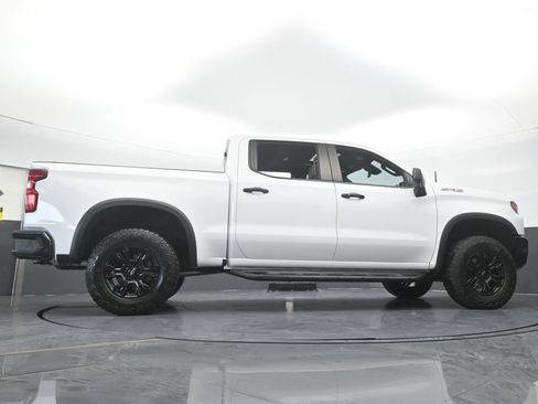Used 2024 Chevrolet Silverado 1500 ZR2 w/ Technology Package AWD/4WD image 71