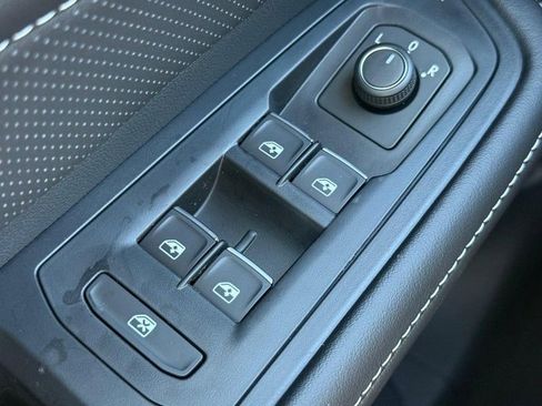 New 2026 Volkswagen Atlas SE image 15