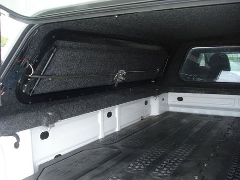 Used 2021 Chevrolet Colorado W/T w/ WT Convenience Package AWD/4WD image 14