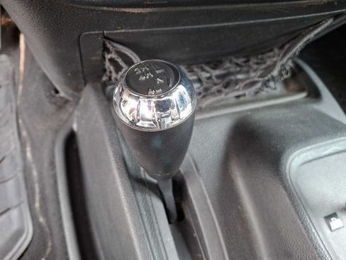Used 2015 Jeep Wrangler Sport AWD/4WD image 24