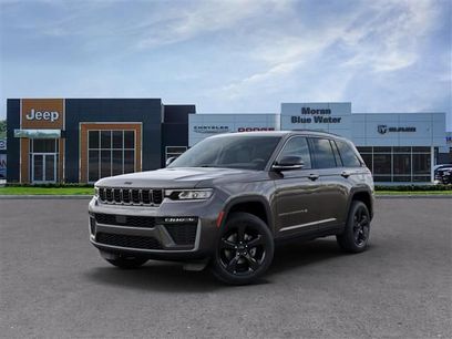 New 2026 Jeep Grand Cherokee Limited w/ Limited Altitude Package
