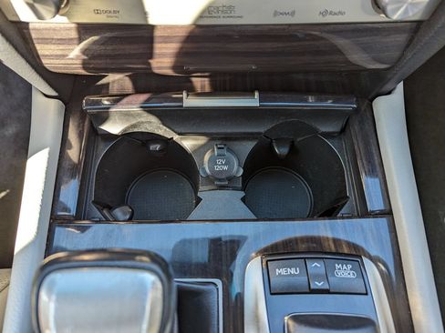 Used 2013 Lexus LS 460 AWD w/ Comfort Pkg image 24