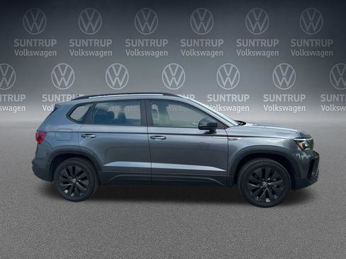 Used 2024 Volkswagen Taos S FWD image 36