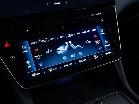 Used 2023 Maserati Grecale Modena AWD/4WD image 14