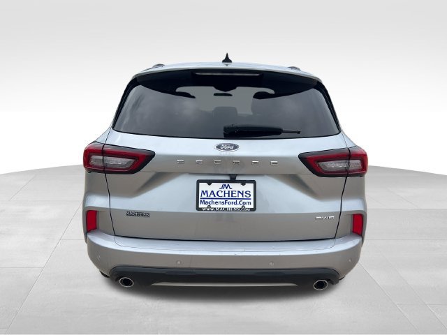 Used 2023 Ford Escape ST-Line w/ Tech Pack #1 AWD/4WD image 5