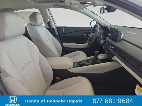 New 2026 Honda Accord SE image 17