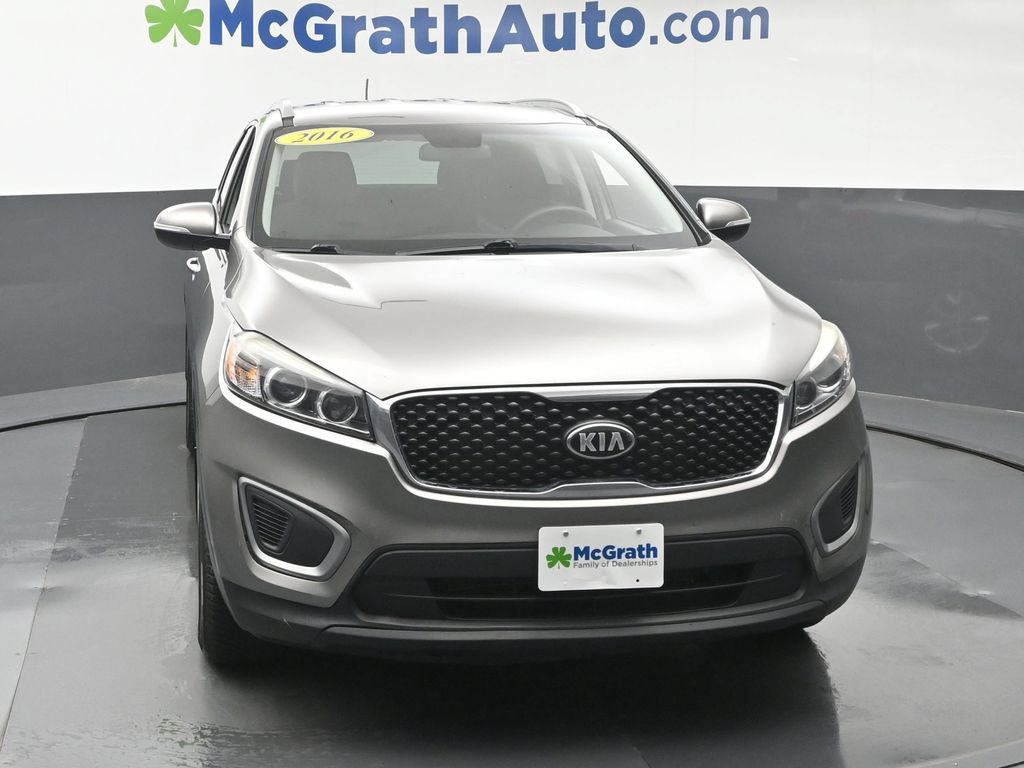 Used 2016 Kia Sorento FWD image 5