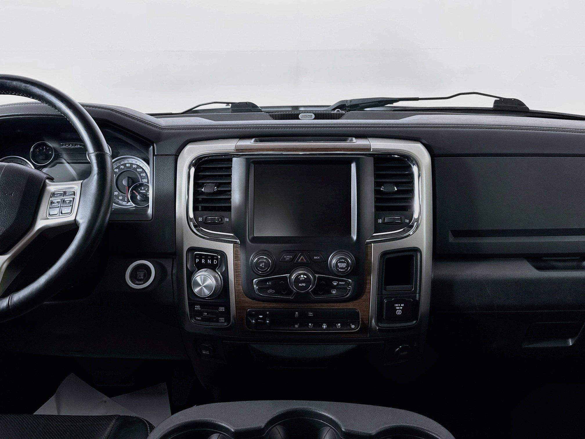 Used 2014 RAM 1500 Laramie w/ Convenience Group AWD/4WD image 26