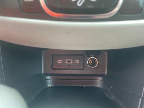 Used 2022 Chevrolet Equinox LT FWD image 31