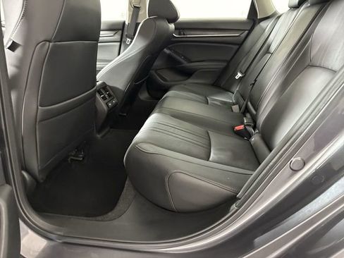 Used 2021 Honda Accord Touring image 24