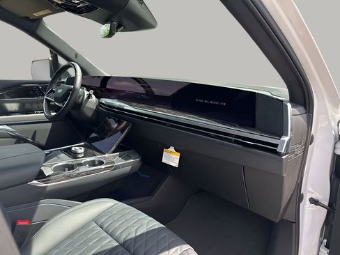 New 2025 Cadillac Escalade IQ Sport 1 image 14