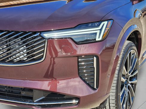 New 2026 Volvo XC90 B5 Ultra w/ Protection Package Premier AWD/4WD image 2