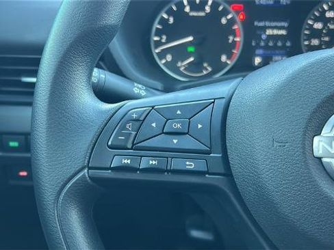 Certified 2025 Nissan Sentra S image 23