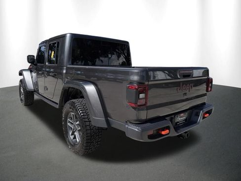 Used 2025 Jeep Gladiator Mojave w/ Convenience Group AWD/4WD image 14
