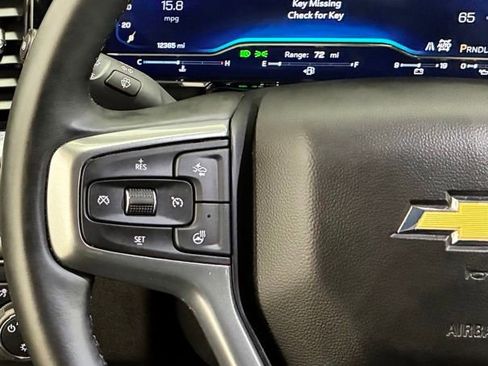 Used 2025 Chevrolet Silverado 1500 LT AWD/4WD image 13
