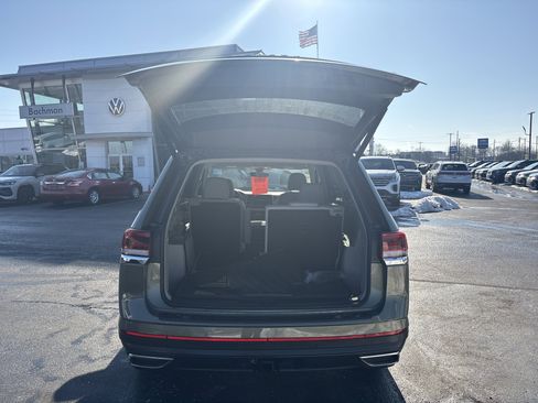 Used 2026 Volkswagen Atlas SE image 30