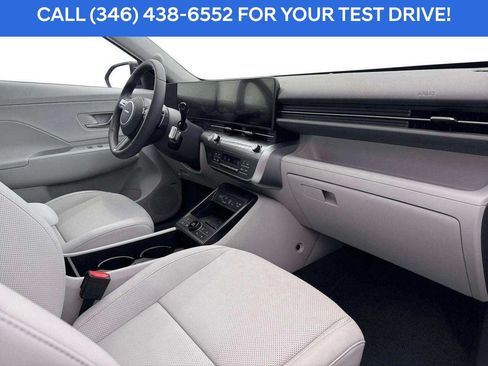 Used 2026 Hyundai Kona Limited FWD image 22