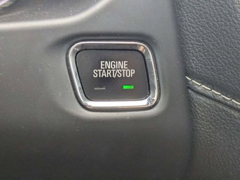 Used 2019 GMC Acadia SLT w/ Black Edition image 31