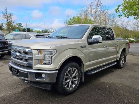 Used 2017 Ford F150 Lariat w/ Equipment Group 501A Mid AWD/4WD image 6