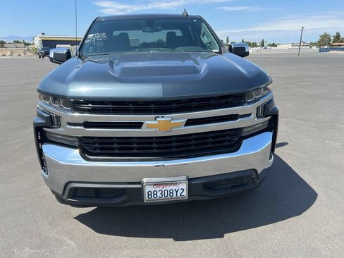 Used 2020 Chevrolet Silverado 1500 LT w/ Convenience Package RWD image 3