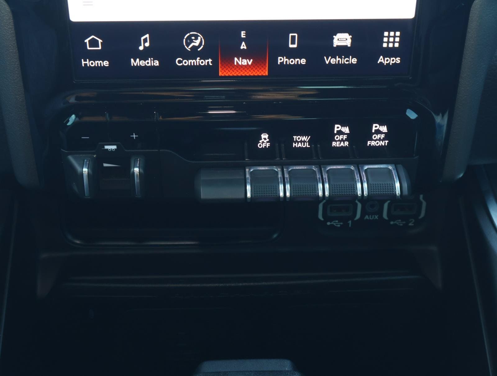 Used 2023 RAM 1500 Laramie AWD/4WD image 26