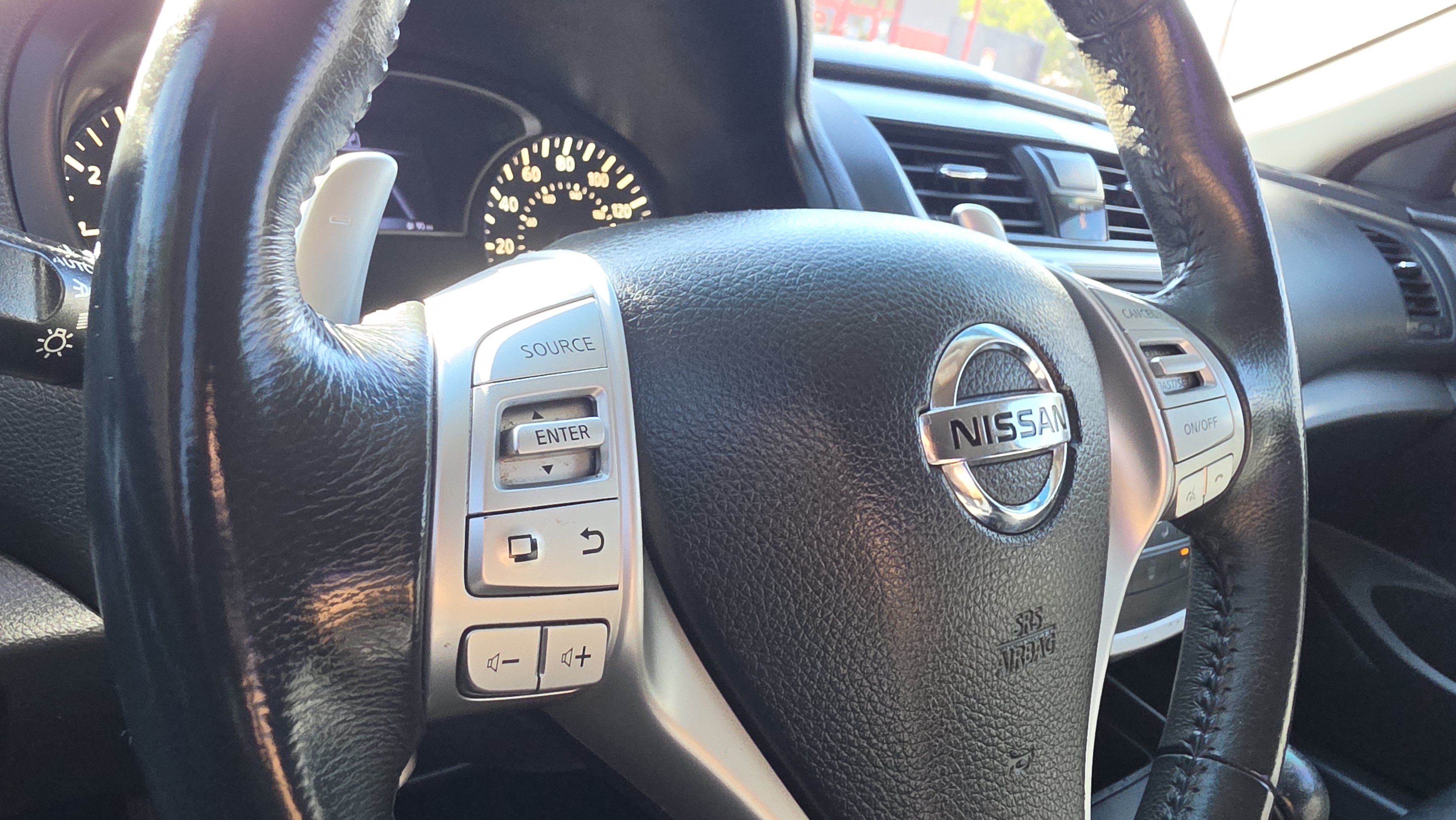 Used 2017 Nissan Altima 2.5 SR w/ LED Appearance Package FWD image 37