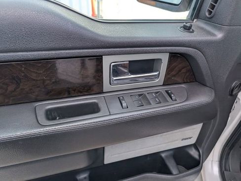 Used 2013 Ford F150 Platinum image 11