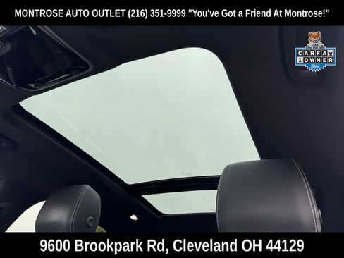 Used 2023 Land Rover Range Rover Velar R-Dynamic S image 29