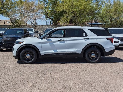 New 2025 Ford Explorer 4WD Police Interceptor image 2