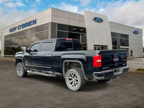 Used 2015 GMC Sierra 1500 SLT w/ All-Terrain Package AWD/4WD image 3