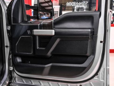 Used 2020 Ford F350 Lariat w/ Lariat Value Package AWD/4WD image 47