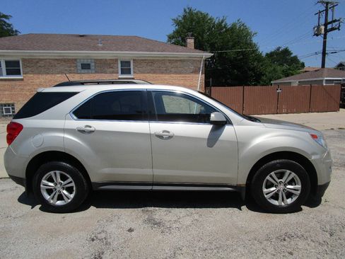 Used 2015 Chevrolet Equinox LT w/ Power Convenience Package FWD image 2