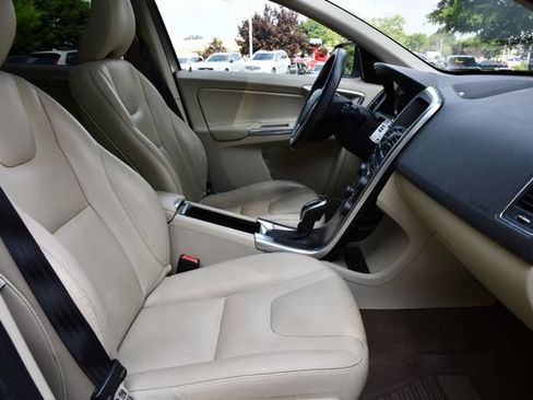 Used 2015 Volvo XC60 3.2 Platinum AWD/4WD image 23
