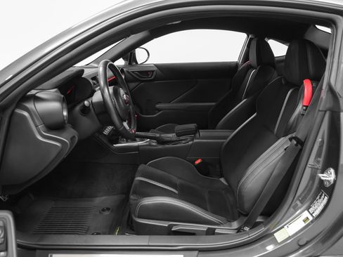 Used 2024 Toyota GR86 Premium RWD image 52