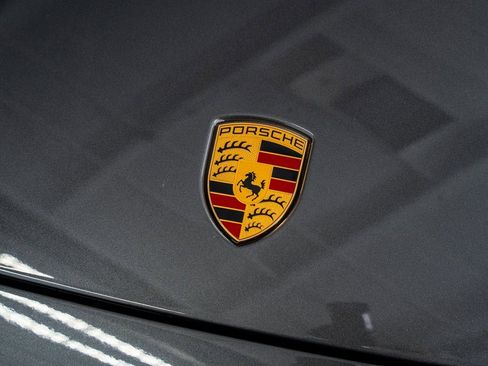 Used 2023 Porsche Cayenne GTS image 16