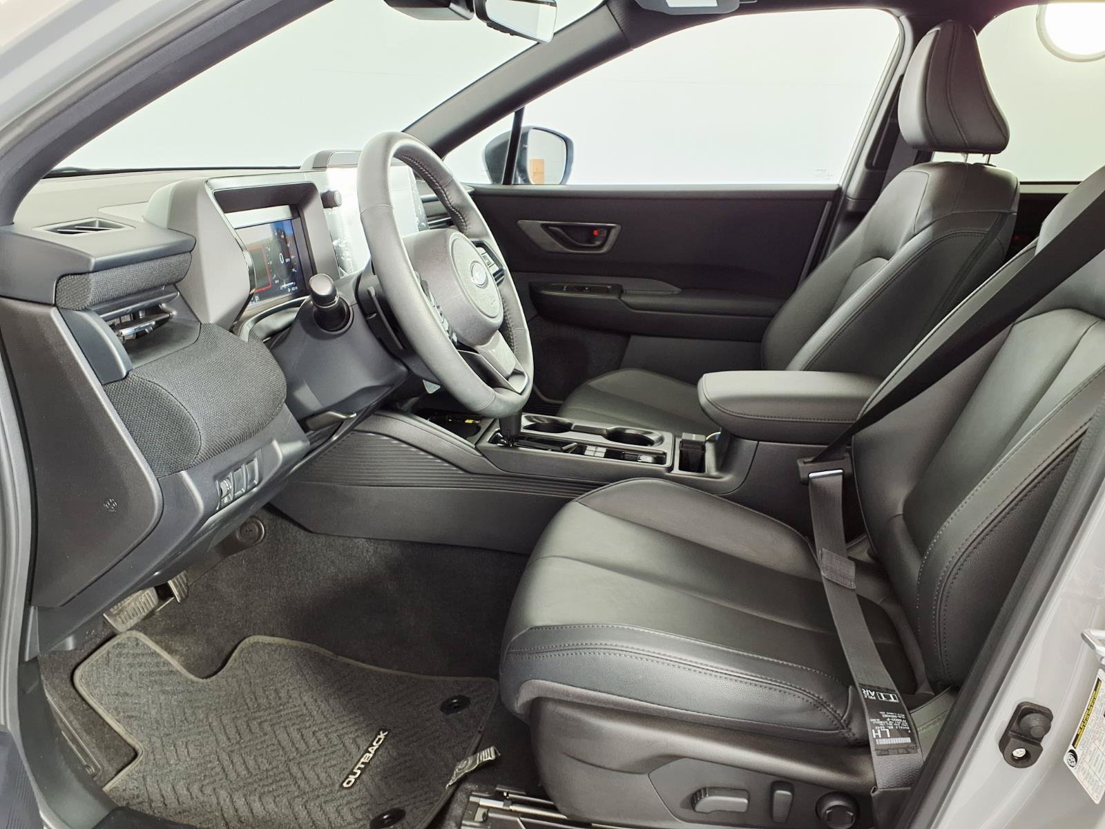 Used 2026 Subaru Outback Premium AWD/4WD image 12