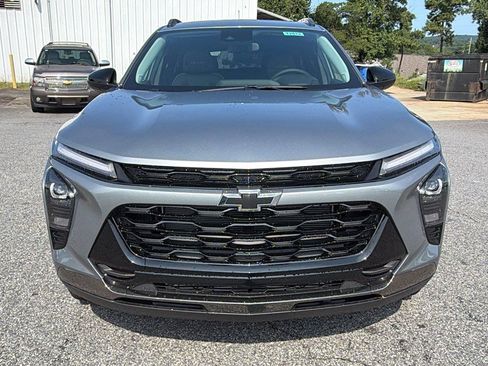 New 2026 Chevrolet Trax ACTIV w/ Driver Confidence Package FWD image 2