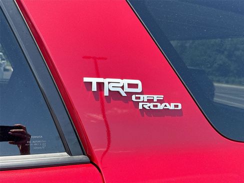Used 2019 Toyota 4Runner TRD Off-Road AWD/4WD image 20