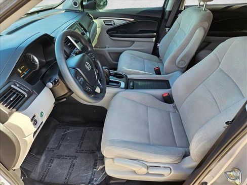 Used 2018 Honda Pilot LX image 14