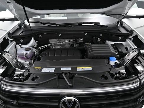 New 2026 Volkswagen Atlas Cross Sport SEL Premium R-Line image 15