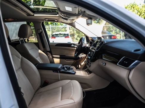 Used 2018 Mercedes-Benz GLE 350 4MATIC image 16