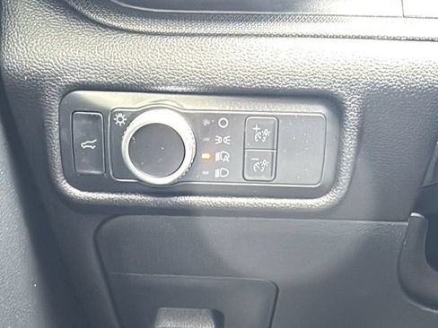 Certified 2021 Ford Explorer 2WD image 17