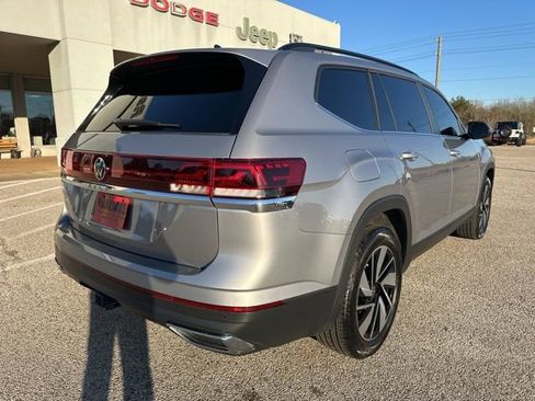 Used 2024 Volkswagen Atlas SE image 7