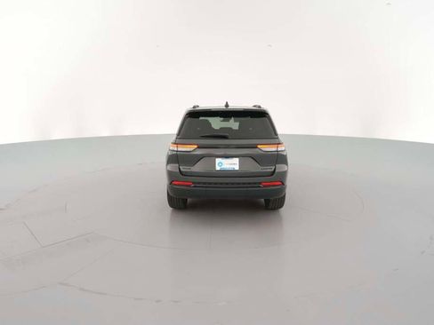 New 2025 Jeep Grand Cherokee Limited image 10