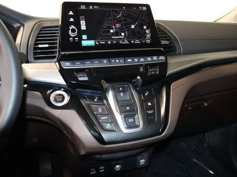 Used 2025 Honda Odyssey Touring image 46