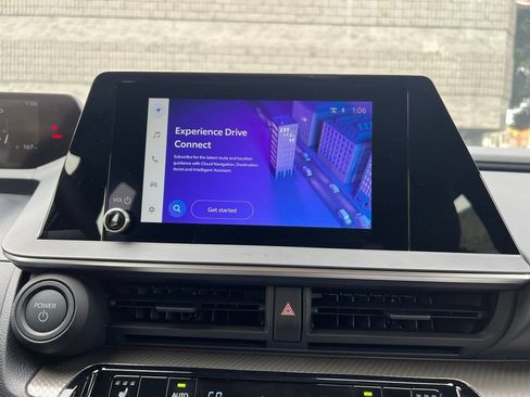 New 2027 Toyota Prius XLE FWD image 24