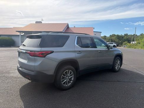 Used 2023 Chevrolet Traverse LT w/ LPO, Floor Liner Package AWD/4WD image 10