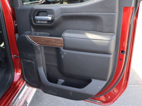 Used 2021 Chevrolet Silverado 1500 High Country image 35