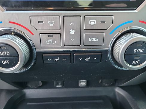 Used 2018 Toyota Tundra Limited image 15